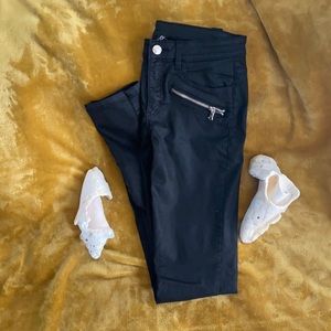 ⚫️H&M⚫️PLEATHER SKINNY JEANS⚫️H&M⚫️